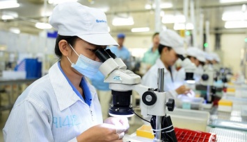 Chính phủ ban hành cơ chế đột phá thu hút nhân tài đổi mới sáng tạo dữ liệu