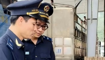 Hải quan kiến nghị tháo gỡ vướng mắc đối với urê nhập khẩu