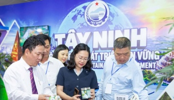 Khai mạc hội chợ triển lãm sản phẩm công nghiệp nông thôn tiêu biểu khu vực phía Nam 2026