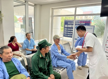 Bộ Y tế bảo vệ quyền lợi người bệnh BHYT: Không khám dịch vụ, không phải trả thêm tiền