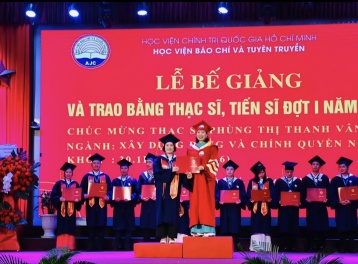 Siết đào tạo tiến sĩ: Chấm dứt tình trạng vừa đi làm, vừa học lấy bằng