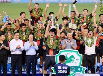 CLB Phù Đổng Ninh Bình vô địch giải Hạng nhất quốc gia, giành suất thăng hạng V.League