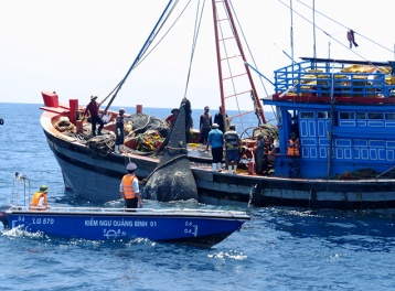 Thủ tướng chỉ đạo quyết liệt gỡ 'Thẻ vàng' IUU: Xử lý nghiêm vi phạm, bảo vệ sinh kế ngư dân
