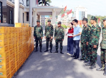 Quảng Ninh huy động hơn 1,2 tỷ đồng cứu trợ đồng bào bị lũ lụt chỉ sau hai ngày phát động