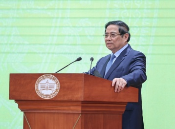 Thủ tướng đề nghị ngành ngân hàng thúc đẩy phát triển khoa học công nghệ, đổi mới sáng tạo