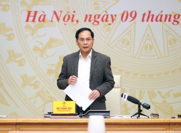 Công tác chống buôn lậu, gian lận thương mại là nhiệm vụ trọng tâm, ưu tiên hàng đầu