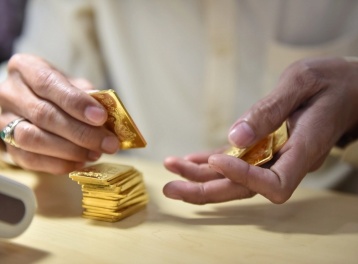Phạt nặng và tịch thu tài sản với những trường hợp mua bán “trao tay” ngoại tệ, vàng không phép