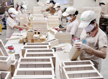 Xuất khẩu gỗ cán mốc 17,2 tỷ USD, đồ gỗ nội thất tiếp tục là 'trụ cột'