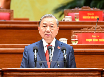 Vững bước dưới cờ Đảng