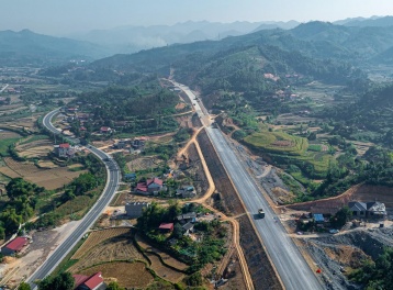 Khai thác tạm thời một phần tuyến cao tốc Hữu Nghị - Chi Lăng dịp Tết 2026