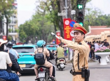 Cục CSGT phân luồng giao thông cửa ngõ Hà Nội dịp Tết Bính Ngọ 2026