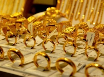 Giá vàng và ngoại tệ ngày 15/2: Tăng nhẹ so với hôm qua