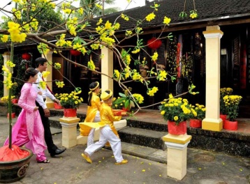 Chọn tuổi xông đất, xông nhà cho 12 con giáp năm Bính Ngọ 2026