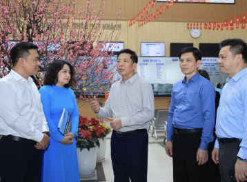 Bộ trưởng Trần Hồng Minh thị sát giao thông trước giờ đón Tết