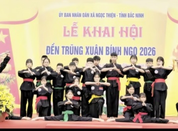 Hào khí “Hùm xám Yên Thế” sống lại trong hội xuân Đền Trũng