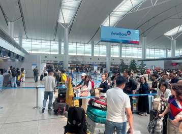 Mùng 5 Tết, sân bay Tân Sơn Nhất dự kiến đón tới 170.000 lượt khách