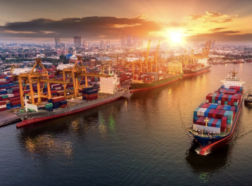 Lo “nghẽn cổ chai” trên biển vì chiến sự, DN Việt ngồi trên đống lửa