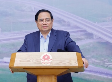 Thủ tướng chỉ đạo phát triển hạ tầng chiến lược theo tinh thần '5 hóa'