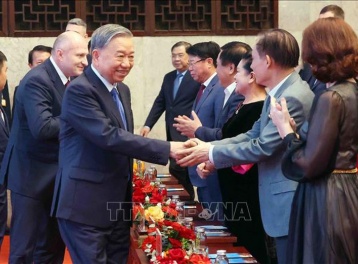 Tổng Bí thư Tô Lâm dự Chương trình giao lưu nghệ thuật 'Tâm hồn Nga trong lòng Việt Nam'