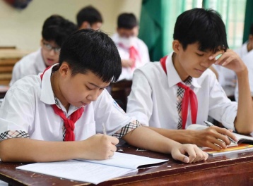 Hà Nội bỏ điều kiện thường trú và khu vực tuyển sinh vào lớp 10