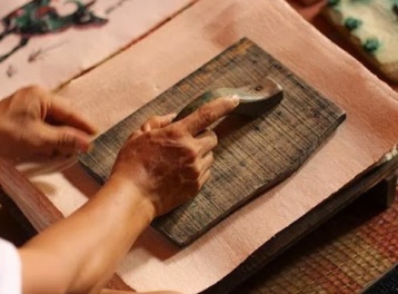 Làng tranh Đông Hồ sắp nhận bằng ghi danh di sản của UNESCO