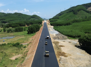 Hàng loạt dự án giao thông có nguy cơ chậm tiến độ