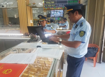 Xử phạt gần 580 triệu đồng 9 doanh nghiệp kinh doanh vàng trang sức giả mạo nhãn hiệu