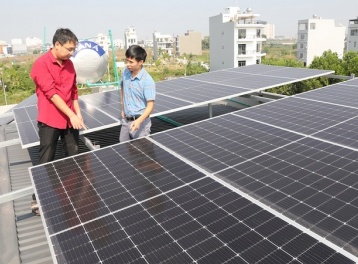 Thủ tướng chỉ đạo tăng cường thực thi tiết kiệm điện và phát triển điện mặt trời mái nhà