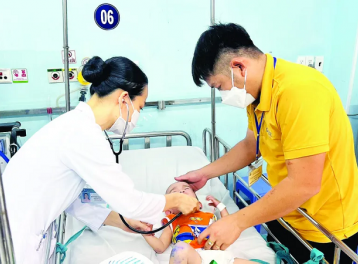 Bệnh tay chân miệng tăng cao, Bộ Y tế cảnh báo khẩn về virus EV71