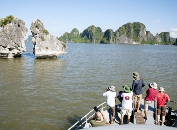 Quảng Ninh: Khai thông tuyến du lịch kết nối vịnh Hạ Long và vịnh Lan Hạ