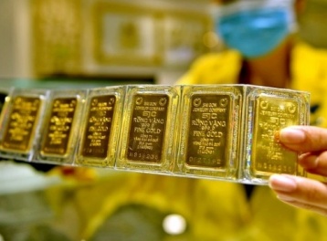 Giá vàng ngày 8/4: Vàng SJC và nhẫn trơn tăng tới 4,5 triệu đồng/lượng