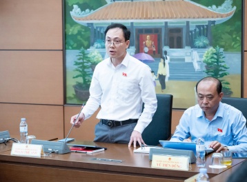 Quyền tiếp cận thông tin không phải “xin cho”