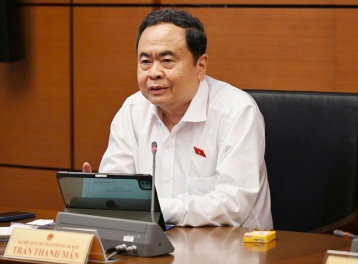 Chủ tịch Quốc hội: Kinh tế tư nhân phải trở thành động lực tăng trưởng hai con số