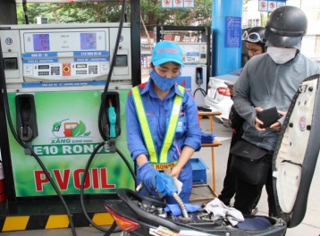 Đề xuất giảm trừ thuế TNCN và duy trì thuế xăng dầu 0% đến tháng 6/2026