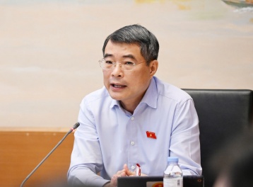 Thủ tướng: Không chấp nhận tăng trưởng 'nóng' mà đánh đổi bằng bất ổn vĩ mô