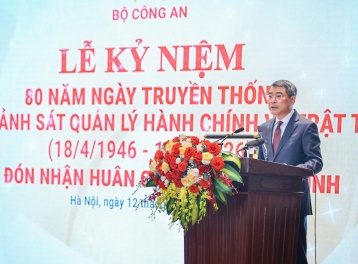 Thủ tướng: Chuyển mạnh tư duy từ 'quản lý' sang 'quản trị quốc gia hiện đại'