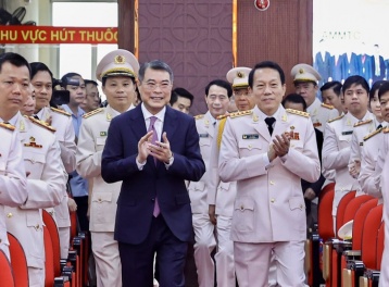 Thủ tướng Lê Minh Hưng: Cảnh sát hình sự tiếp tục là lực lượng tiên phong, sắc bén, mưu trí, dũng cảm trong đấu tranh phòng, chống tội phạm