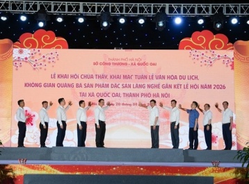 Khai mạc Lễ hội Chùa Thầy, gắn kết di sản văn hóa với quảng bá tinh hoa làng nghề Việt