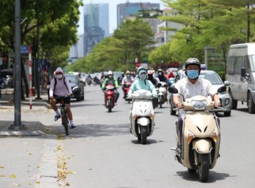 Dự báo thời tiết ngày 22/4: Bắc Bộ nắng nóng trước khi đón không khí lạnh