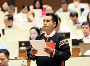 Đãi ngộ nghệ nhân: 'Muốn giữ tiếng chiêng ngân phải giữ được cái bụng ấm'