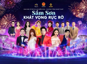 Bắn pháo hoa tại khai hội Sầm Sơn 