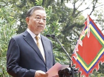 Tổng Bí thư, Chủ tịch nước Tô Lâm gặp gỡ nói chuyện với bà con tại Đền Hùng