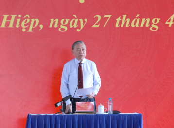 Tổng Bí thư, Chủ tịch nước Tô Lâm gặp gỡ, động viên công nhân, người lao động TP.HCM