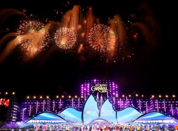 Carnaval Hạ Long 2026: 'Đại tiệc' ánh sáng rực rỡ bên bờ vịnh di sản