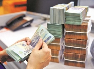 Phải kéo được lãi suất xuống mức hợp lý để kích thích đầu tư