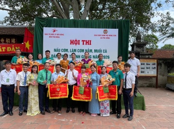 Hội thi nấu cơm dâng Thánh Gióng: Kết nối truyền thống với hướng đi mới của xã Phù Đổng 