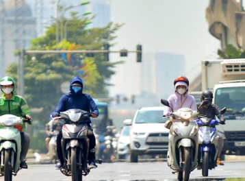 Thời tiết 24-5: Bắc Bộ nắng như đổ lửa, Nam Bộ chiều tối mưa giông diện rộng