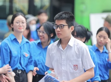 Kỳ thi vào lớp 10 tại Hà Nội: Gần 125.000 sĩ tử bước vào môn thi Ngữ văn