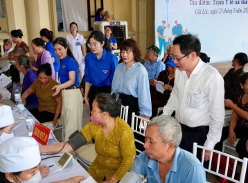 Hải Phòng khám sức khỏe miễn phí hằng năm cho người dân