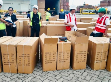 Thu giữ hàng nghìn sản phẩm gắn nhãn mác các thương hiệu nổi tiếng